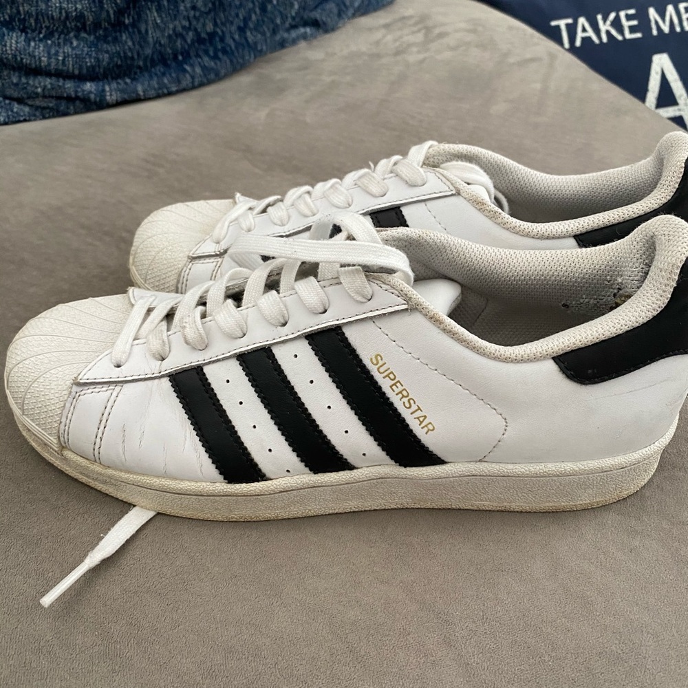 Adidas superstar